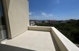 4 dormitorio piso 87 m² en Vodice, Croacia. 298 000 €