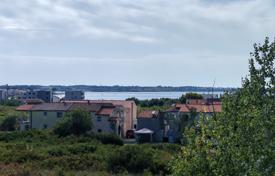 7 dormitorio casa de pueblo 255 m² en Nin, Croacia. 400 000 €