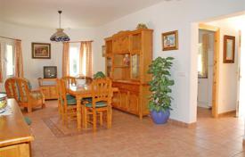6 dormitorio chalet 206 m² en Calp, España. 505 000 €