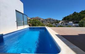 4 dormitorio adosado 241 m² en Altea Hills, España. 595 000 €