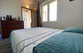 4 dormitorio casa de pueblo 160 m² en Luštica, Montenegro. 350 000 €