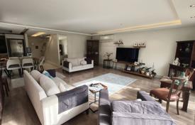 Piso 214 m² en Konyaalti, Turquía. 26 876 000 TRY