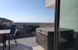 3 dormitorio piso 108 m² en Poreč, Croacia. 386 000 €