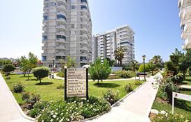 4 dormitorio piso 175 m² en Tosmur, Turquía. 26 098 000 TRY