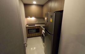 1-dormitorio apartamentos en condominio en Watthana, Tailandia. $285 000