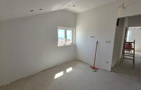 4 dormitorio piso 92 m² en Split-Dalmatia County, Croacia. 295 000 €