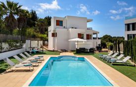 Villa – Ibiza, Islas Baleares, España. 3 800 €  por semana