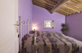 5 dormitorio villa 274 m² en San Vincenzo, Italia. 720 000 €