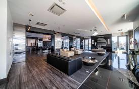 4 dormitorio piso en Etobicoke, Canadá. C$894 000