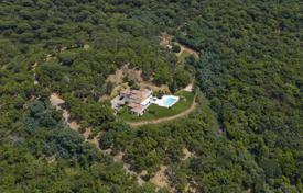 5 dormitorio villa 370 m² en La Croix-Valmer, Francia. 11 850 000 €