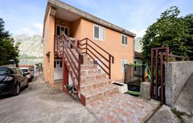 4 dormitorio villa 175 m² en Kotor (city), Montenegro. 750 000 €