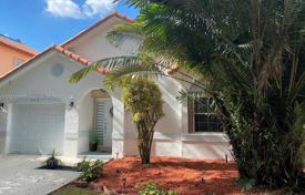 Casa de pueblo – Plantation, Broward, Florida,  Estados Unidos. $534 000