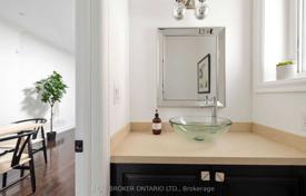 10 dormitorio adosado en Old Toronto, Canadá. C$2 596 000
