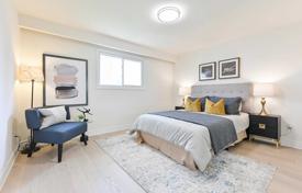 14 dormitorio casa de pueblo en Scarborough, Canadá. C$1 473 000