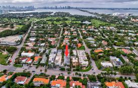 Condominio – Pine Tree Drive, Miami Beach, Florida,  Estados Unidos. $334 000