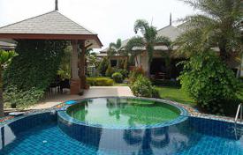 Casa de pueblo – Pattaya, Chonburi, Tailandia. $293 000