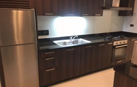 2-dormitorio apartamentos en condominio en Watthana, Tailandia. $2 800  por semana