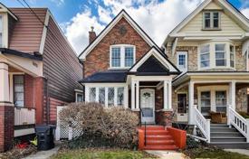 Casa de pueblo – Logan Avenue, Toronto, Ontario,  Canadá. C$2 042 000