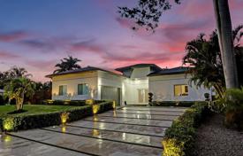 3 dormitorio casa de pueblo 268 m² en Miami, Estados Unidos. $1 400 000