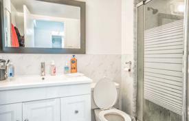 3 dormitorio piso en Scarborough, Canadá. C$733 000