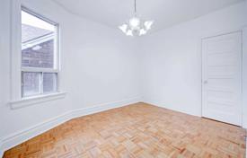 8 dormitorio casa de pueblo en Old Toronto, Canadá. C$1 750 000
