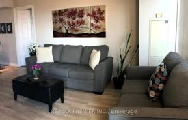 5 dormitorio piso en Etobicoke, Canadá. C$873 000