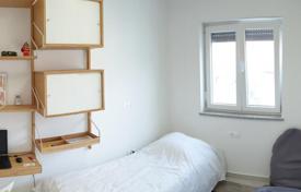 2 dormitorio piso 69 m² en Stinjan, Croacia. 250 000 €