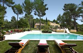Villa – Pertuis, Provenza - Alpes - Costa Azul, Francia. 3 500 €  por semana