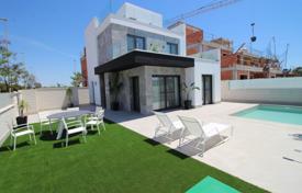 3 dormitorio villa 167 m² en Campoamor, España. 600 000 €