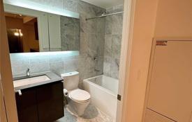 5 dormitorio piso en North York, Canadá. C$804 000