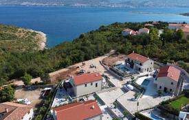 5 dormitorio casa de pueblo 232 m² en Krk, Croacia. 1 450 000 €