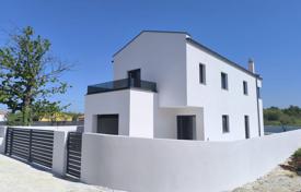 4 dormitorio casa de pueblo 162 m² en Svetvinčenat, Croacia. 436 000 €