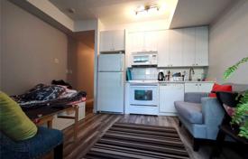 2 dormitorio piso en Fleet Street, Canadá. C$646 000