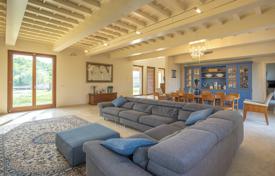 16 dormitorio finca rústica 470 m² en San Giovanni Valdarno, Italia. 1 495 000 €