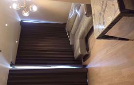 2-dormitorio apartamentos en condominio en Watthana, Tailandia. $3 060  por semana