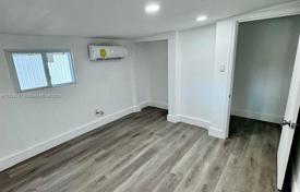 2 dormitorio casa de pueblo 134 m² en Miami, Estados Unidos. $459 000
