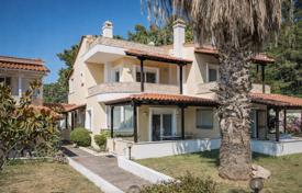 4 dormitorio casa de pueblo 136 m² en Thessalia Sterea Ellada, Grecia. 520 000 €