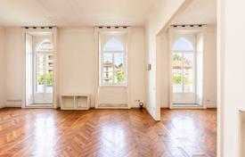 2 dormitorio piso en Milán, Italia. Price on request