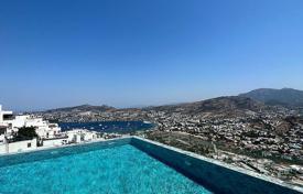 Apartamentos con terraza privada y piscina en Bodrum Gündoğan. $519 000