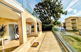 7 dormitorio villa 440 m² en Prijevor, Montenegro. 590 000 €