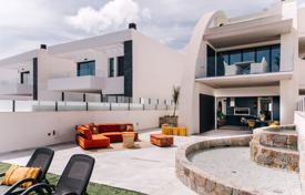 4 dormitorio chalet 258 m² en Ciudad Quesada, España. 599 000 €