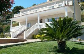 Villa – Lloret de Mar, Cataluña, España. 3 950 €  por semana