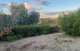 Terreno en La Roquette-sur-Siagne, Francia. 499 000 €