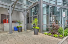 5 dormitorio piso en Etobicoke, Canadá. C$1 100 000