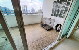 3-dormitorio apartamentos en condominio en Watthana, Tailandia. $886 000