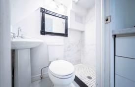 10 dormitorio casa de pueblo en North York, Canadá. C$2 272 000