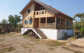 3 dormitorio casa de pueblo 180 m² en Krimovica, Montenegro. 180 000 €