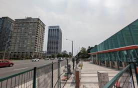 5 dormitorio piso en North York, Canadá. C$765 000