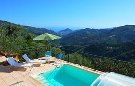 Villa – Liguria, Italia. 495 000 €