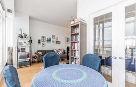 5 dormitorio piso en North York, Canadá. C$710 000